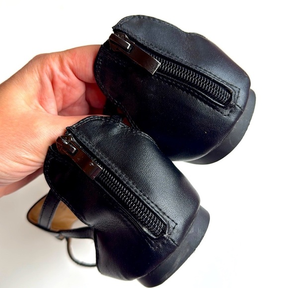 Black Thong Sandals with Carolina Panthers Logo size 9 - Picture 6 of 7